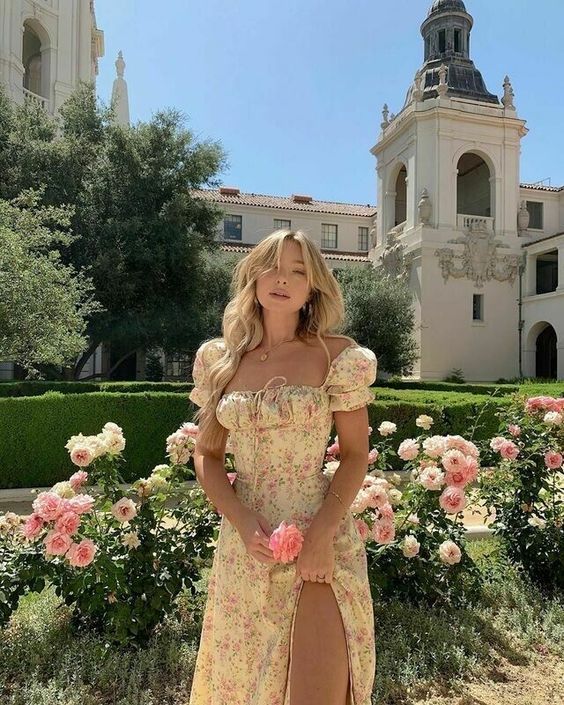 Haljina je oduvijek jedan od omiljenih odjevnih komada svake žene bez obzira na to što se  većina za svakodnev…