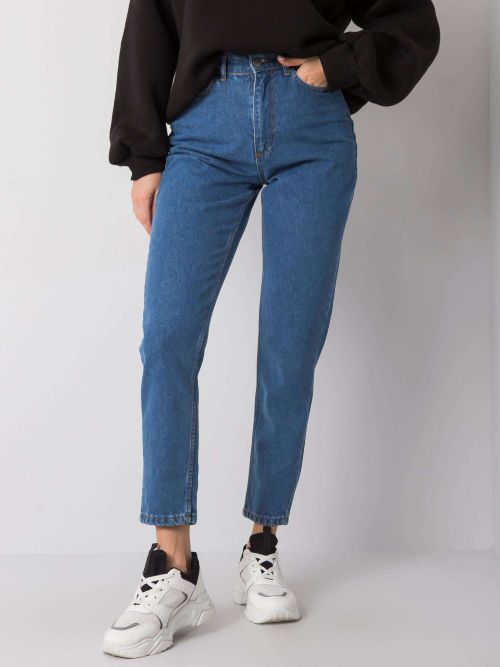 Proljetni styling s traperom: klasik iz ormara u opuštenim kombinacijama